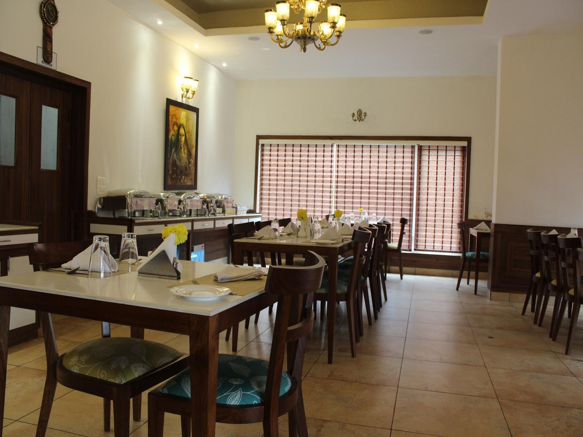 Oyo 2531 Hotel Una Comfort Misty Oak Nainital Exteriér fotografie